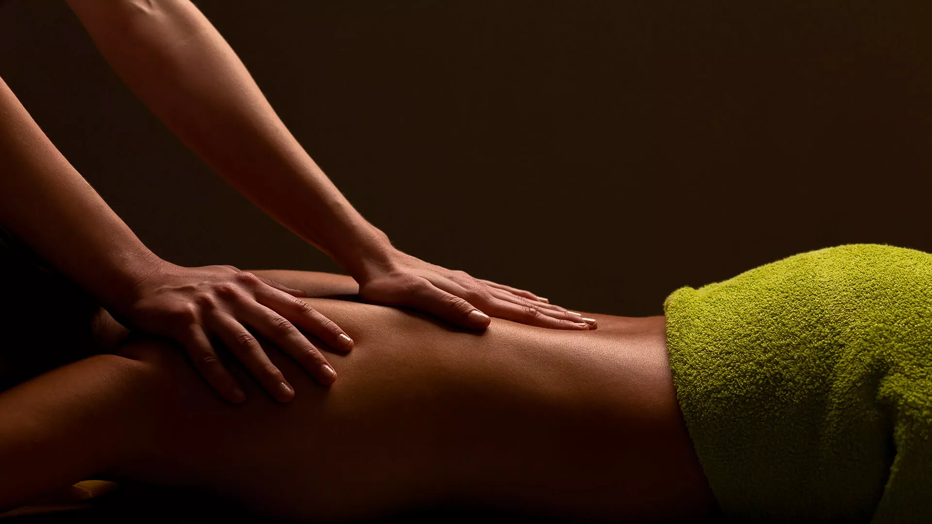 Massage natur’holistic, hygiène de vie,expérience sensorielle, corps, esprit Massage natur'holistic, hygiène de vie,expérience sensorielle, corps, esprit